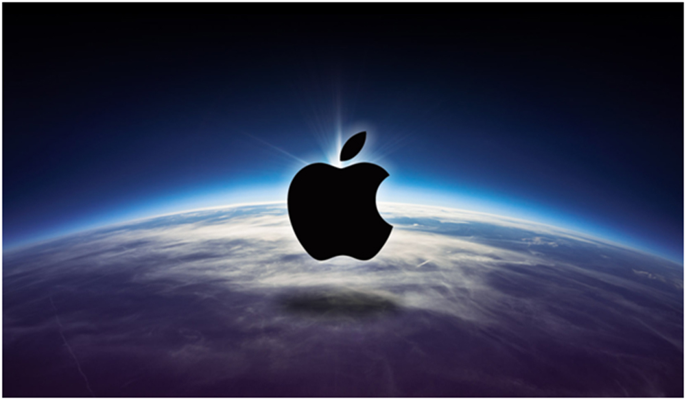 Apple / Microsoft / Amazon / Alphabet – Who Will Be the First Trillion Dollar Tech Conglomerate?